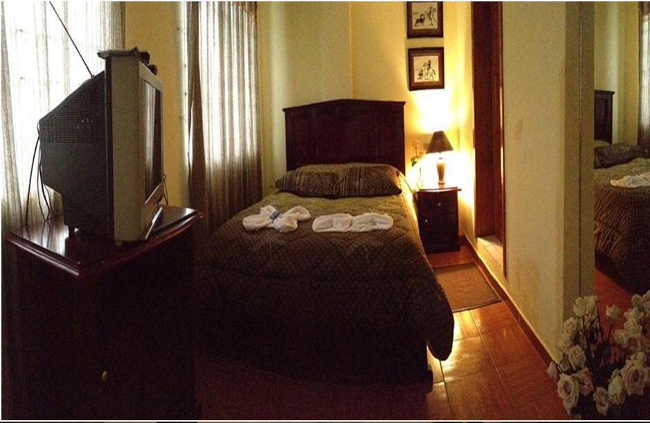 Hostal Jora Continental Cotacachi Quarto foto